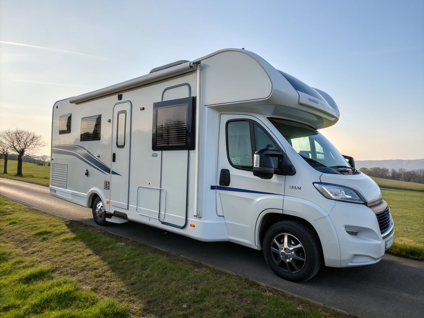 Autocaravana usada de alta qualidade pronta para a estrada